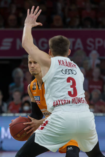 通过增加弱 通过增加弱