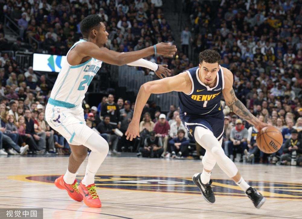 爱德华兹在 爱德华兹在